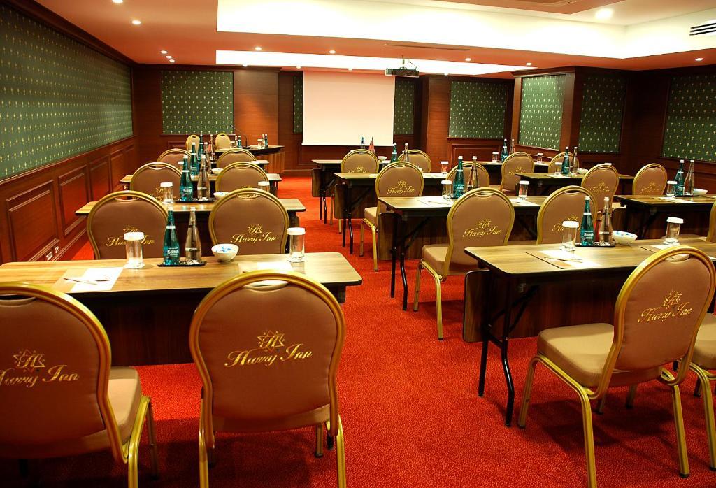 Hurry Inn Merter Estambul Exterior foto
